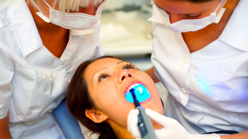 A Teeth Whitening Dentist in Garden Grove Can Enhance Your Appearance